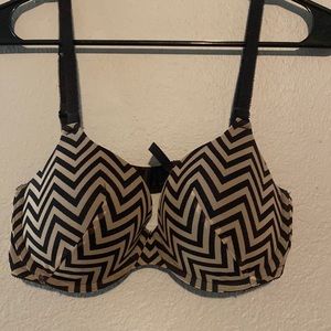 34 C  Ambrielle Bra Steam Sanitized